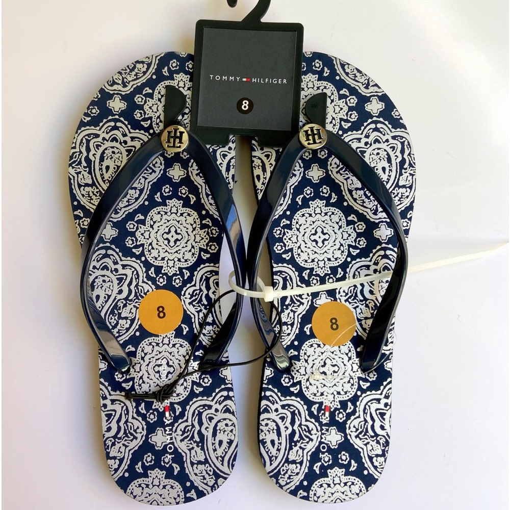 Tommy Hilfiger Flip Flop Sandals - Women   Size: 8